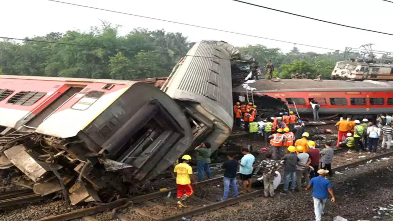 train accident coromandel express